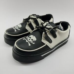 NWOT T.U.K. Skull and Crossbones Creeper Black White Kids Size 13 Sneakers Shoes